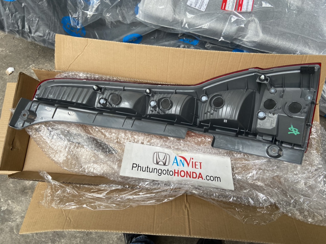 Đèn hậu xe Honda CRV 2009-2011